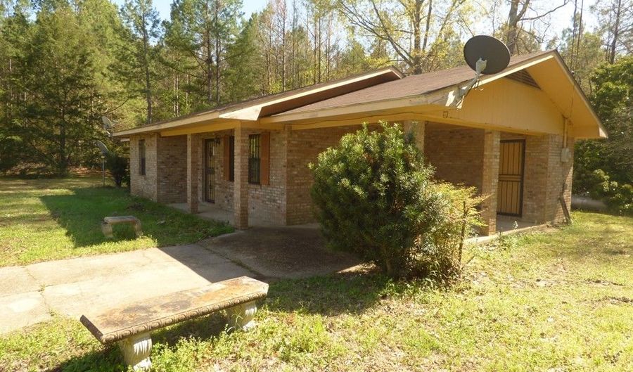3111 Kahnville Rd, Gloster, MS 39638 - 3 Beds, 2 Bath