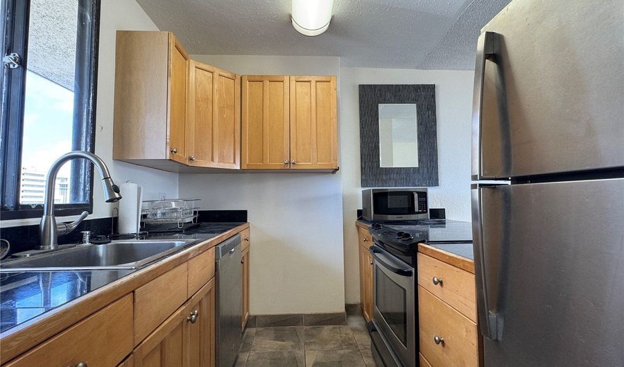 2121 Ala Wai Blvd 1905, Honolulu, HI 96815 - 2 Beds, 1 Bath
