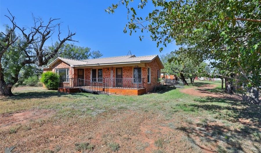 8456 Spink Rd, Abilene, TX 79603 - 3 Beds, 2 Bath