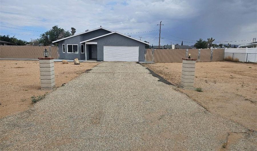 11072 Moki Ct, Apple Valley, CA 92308 - 3 Beds, 2 Bath