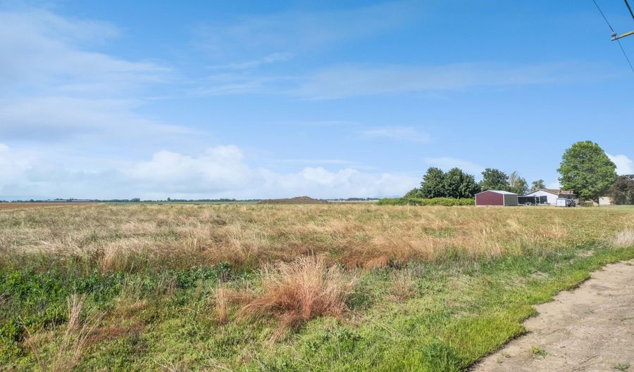 1252 Ellingson Rd, Albany, OR 97322 - 4 Beds, 2 Bath