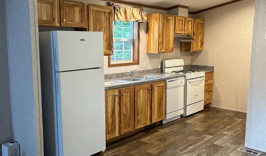 1628 B St 18, Anderson, IN 46016 - 2 Beds, 2 Bath