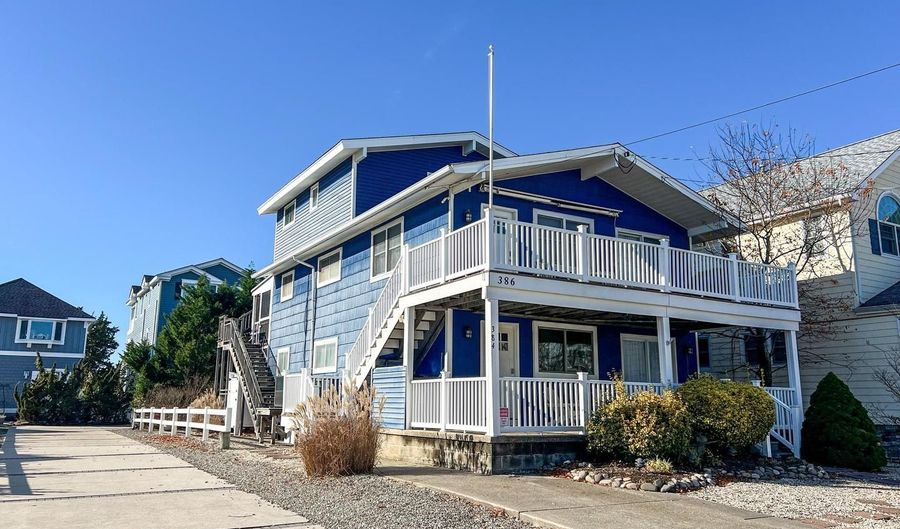 386 24TH St, Avalon, NJ 08202 - 4 Beds, 3 Bath