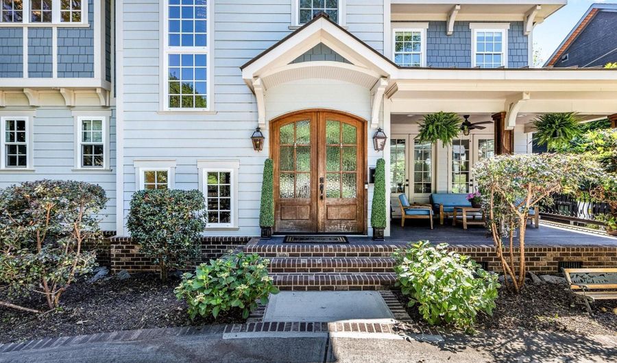 1900 Nassau Blvd, Charlotte, NC 28205 - 4 Beds, 4 Bath