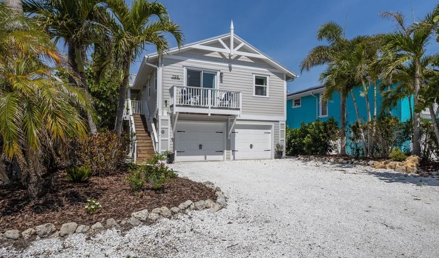 799 JACARANDA Rd, Anna Maria, FL 34216 - 2 Beds, 2 Bath
