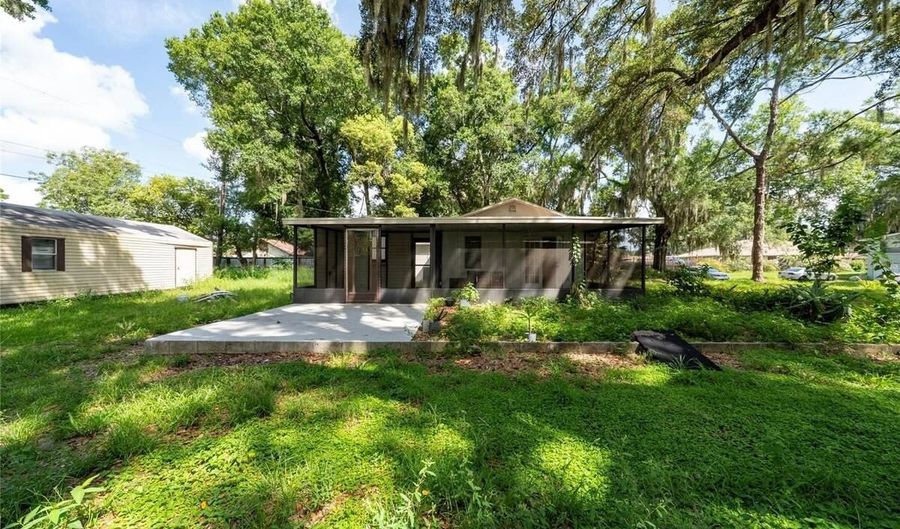 310 Cordova Rd, Auburndale, FL 33823 - 3 Beds, 2 Bath