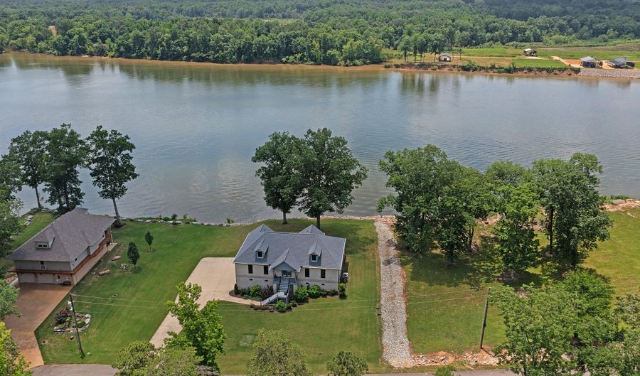 94 Mariah Ln, Bath Springs, TN 38311 - 4 Beds, 5 Bath