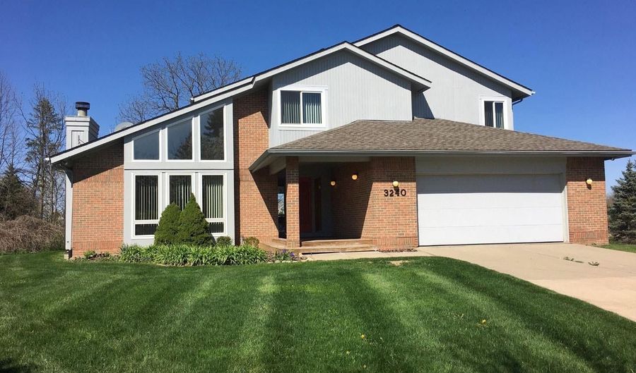 3240 Bellflower Ct, Ann Arbor, MI 48103 - 4 Beds, 3 Bath