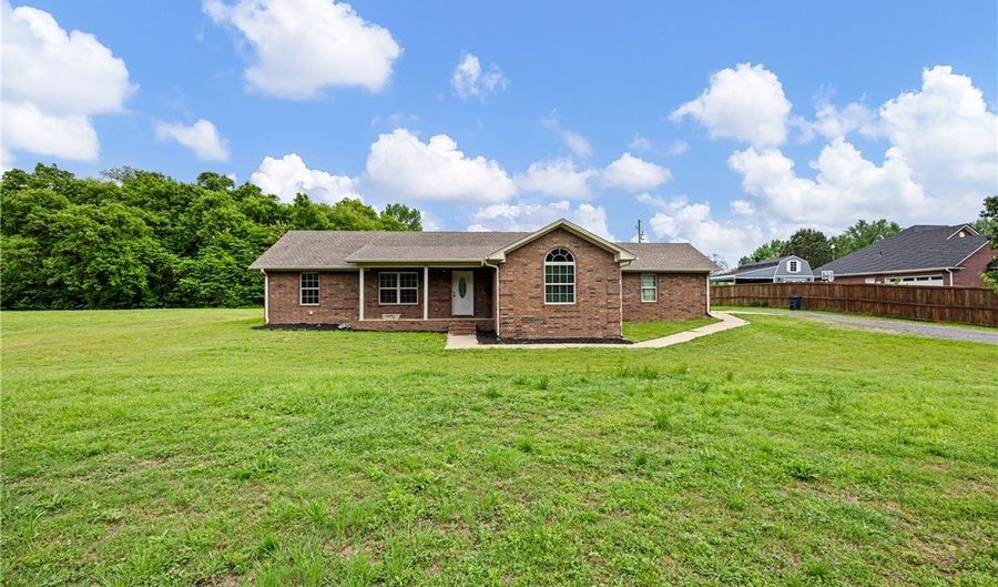 4546 S Sr 105, Atkins, AR 72823 - 4 Beds, 2 Bath