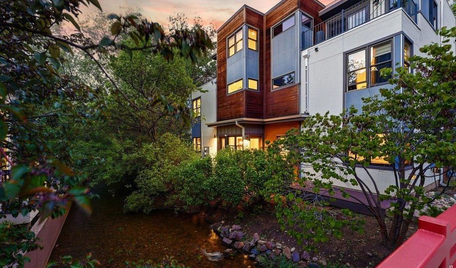 2056 Walnut St B, Boulder, CO 80302 - 3 Beds, 3 Bath
