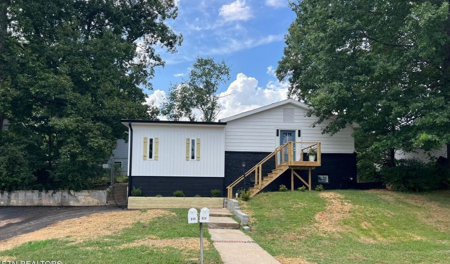 839 Gilbert St, Alcoa, TN 37701 - 3 Beds, 2 Bath