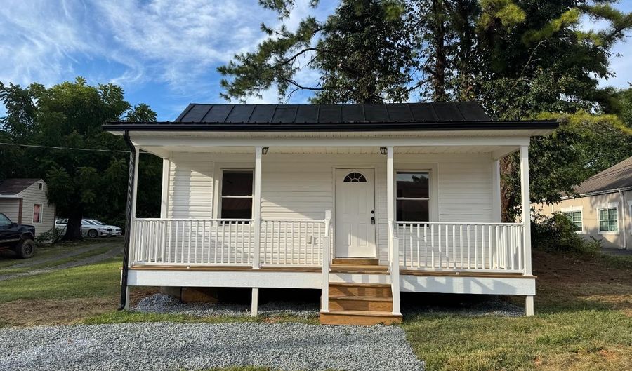 287 Harrell St, Appomattox, VA 24522 - 1 Beds, 1 Bath
