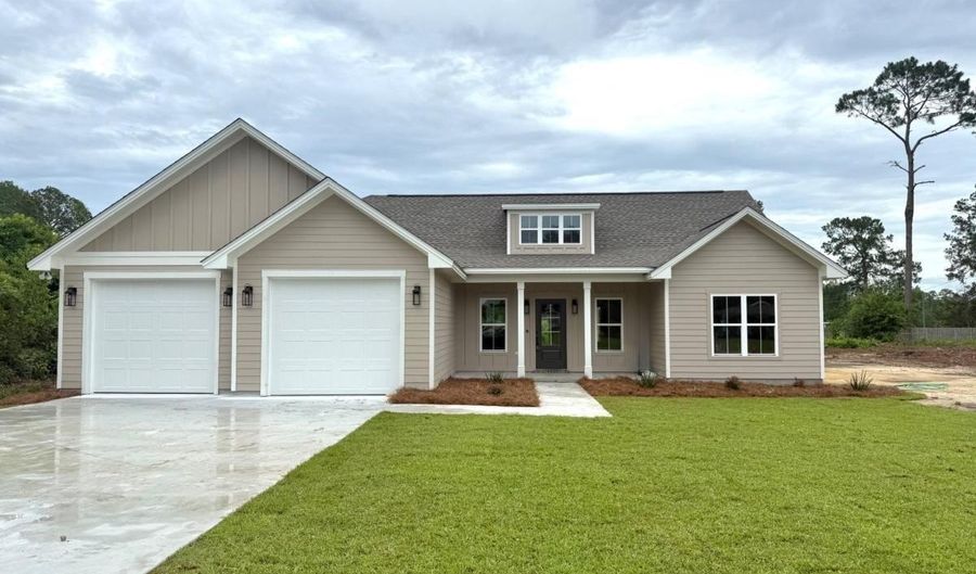 2702 Thomas St, Adel, GA 31620 - 3 Beds, 2 Bath