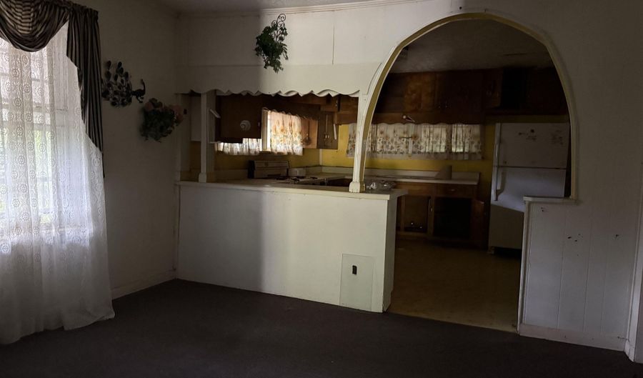 409 H St, Anniston, AL 36207 - 2 Beds, 1 Bath