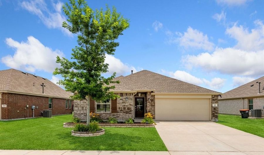 1301 Chapel Hill Dr, Anna, TX 75409 - 3 Beds, 2 Bath