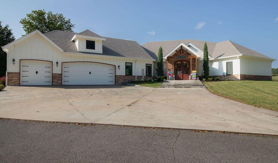 30397 S 567 Rd 89, Monkey Island, OK 74331 - 3 Beds, 3 Bath