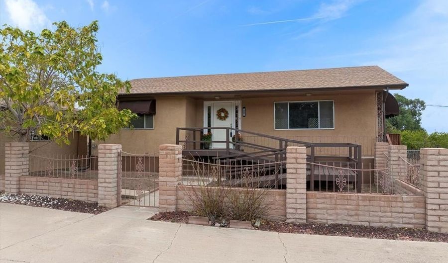 207 Autobee Ln, Avondale, CO 81022 - 3 Beds, 2 Bath