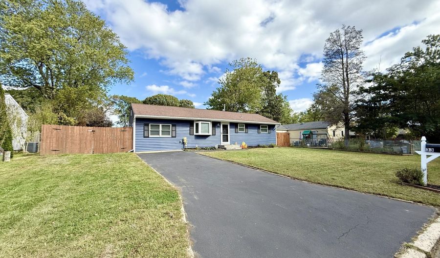 33 Anchorage Blvd, Bayville, NJ 08721 - 2 Beds, 1 Bath
