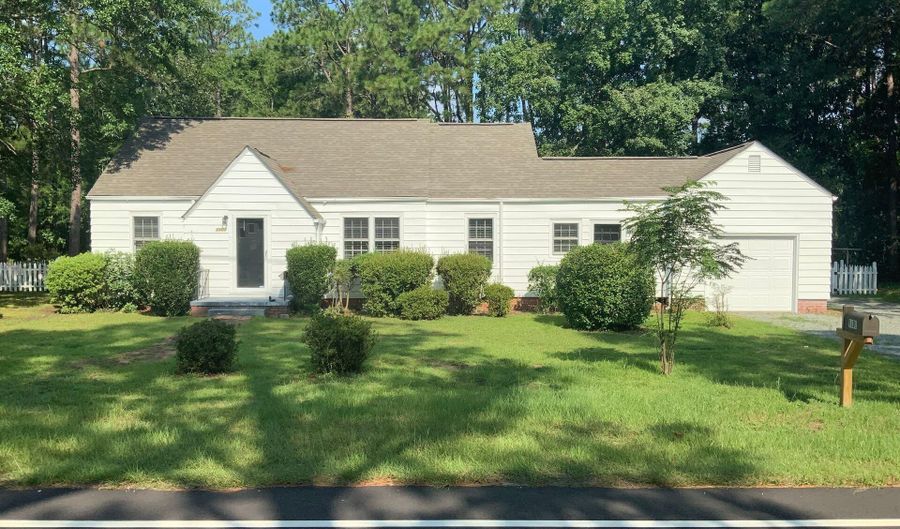 1101 N Poplar St, Aberdeen, NC 28315 - 3 Beds, 1 Bath
