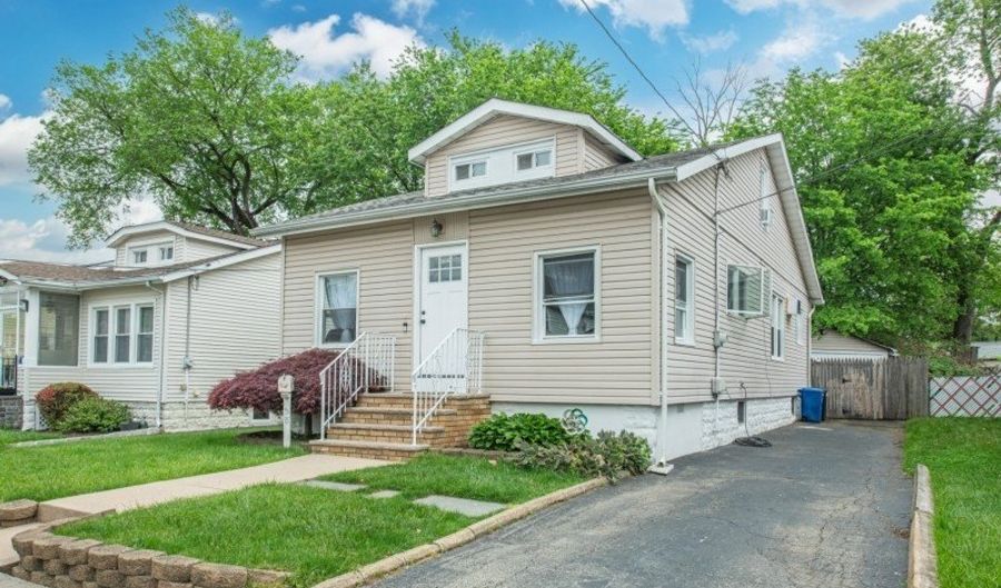 58 Wilber St, Belleville, NJ 07109 - 2 Beds, 1 Bath