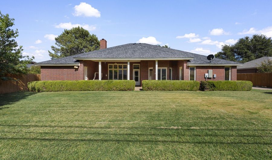 1607 Ave H, Abernathy, TX 79311 - 3 Beds, 3 Bath