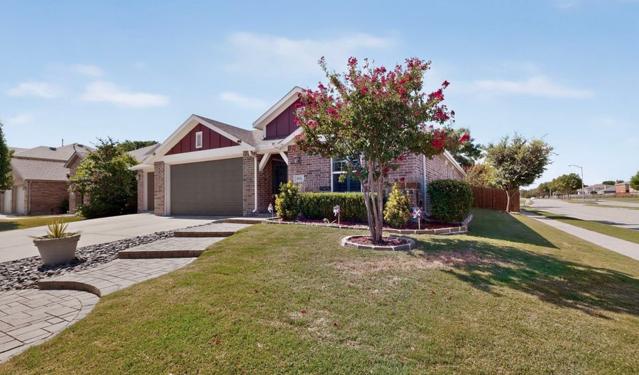 1021 Acacia Dr, Anna, TX 75409 - 4 Beds, 3 Bath