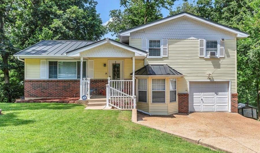 5181 Jimmy Dr, Arnold, MO 63010 - 2 Beds, 2 Bath