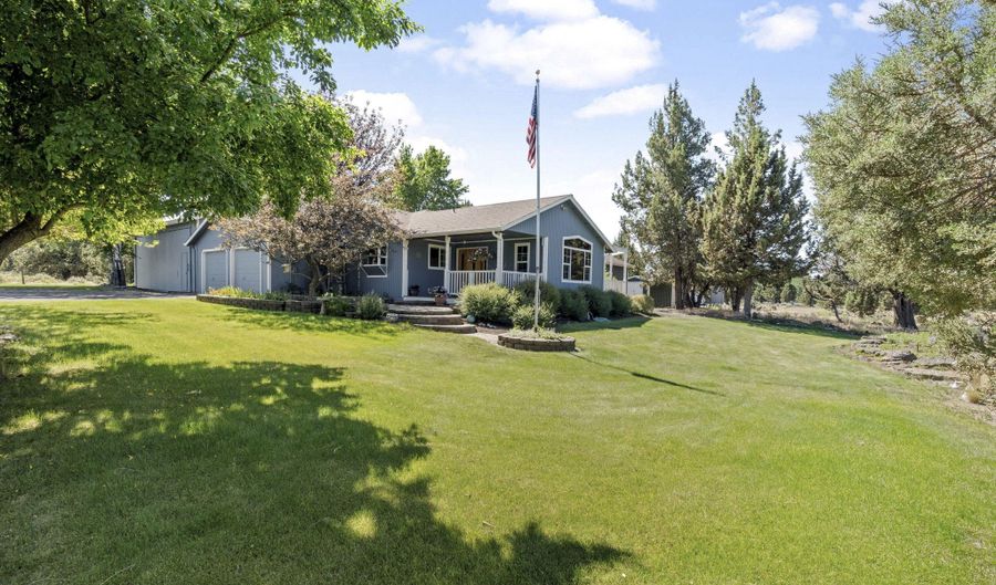 23041 Chisholm Trl, Bend, OR 97702 - 3 Beds, 2 Bath