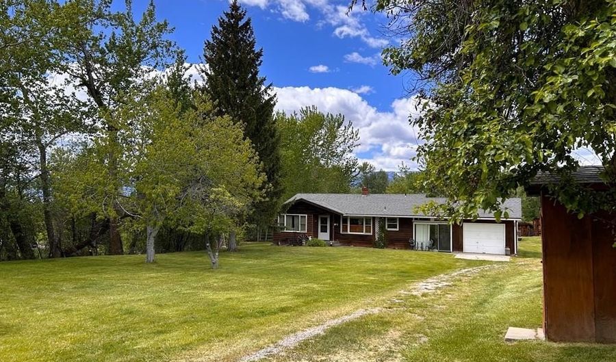 504 Carmen Creek Rd, Carmen, ID 83462 - 3 Beds, 1 Bath