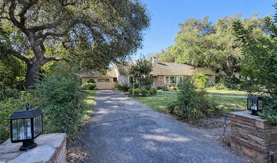 18 Woodland Ln, Arcadia, CA 91006 - 3 Beds, 2 Bath