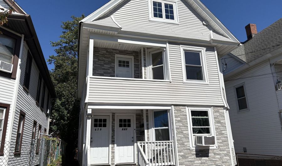 679 Shelton St 2, Bridgeport, CT 06608 - 4 Beds, 2 Bath