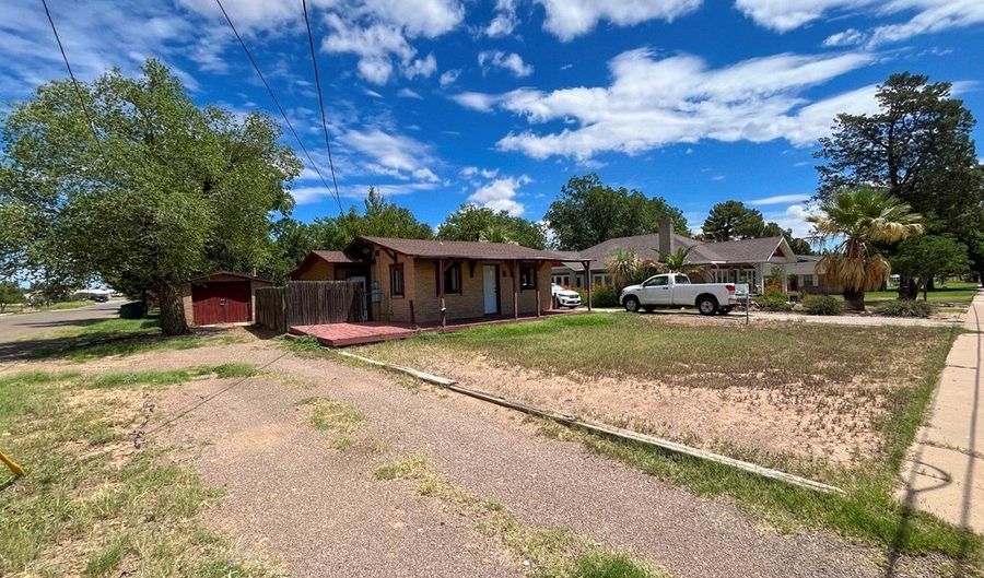 201 E Marfa Ave, Alpine, TX 79830 - 2 Beds, 2 Bath