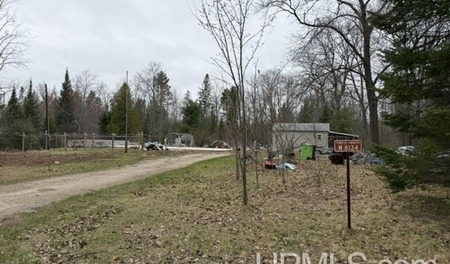 W8134 Pike Hill Rd, Amberg, WI 54102 - 0 Beds, 0 Bath