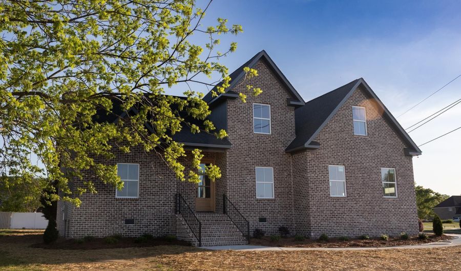 600 Placid Ln, Albertville, AL 35950 - 3 Beds, 3 Bath