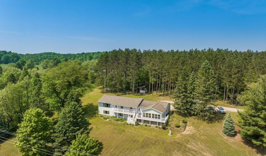 3218 Plum Valley Rd NW, Alden, MI 49612 - 3 Beds, 2 Bath