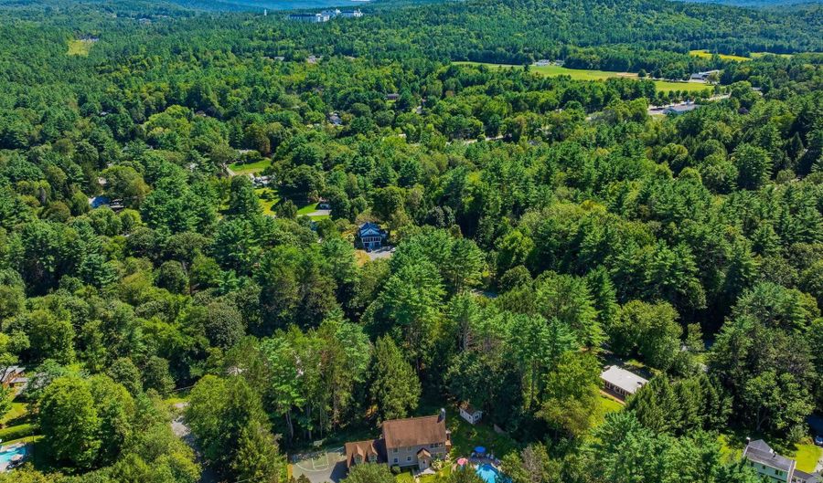 4 Spencer Rd, Hanover, NH 03755 - 5 Beds, 4 Bath