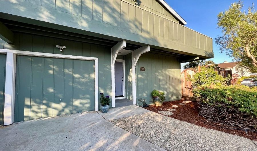 166 Hyannis Ct, Aptos, CA 95003 - 3 Beds, 3 Bath