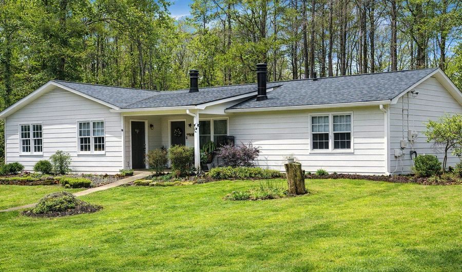 124 Park Ridge Ct, Athens, GA 30605 - 2 Beds, 1 Bath