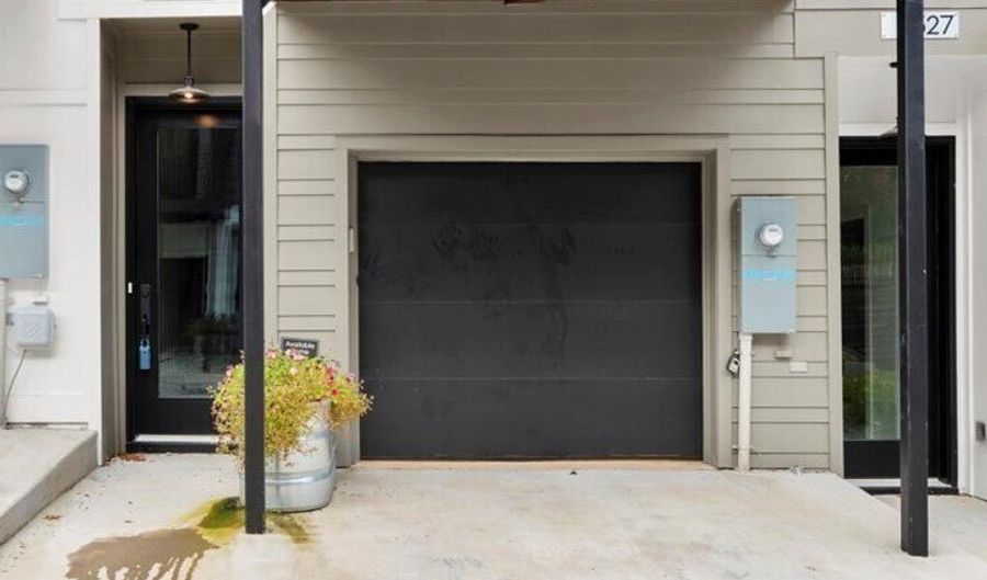 2329 Mason Dr D24, Atlanta, GA 30316 - 3 Beds, 4 Bath