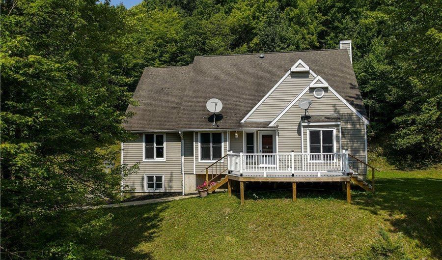 158 Hawthorn Ln, Allegany, NY 14706 - 4 Beds, 4 Bath