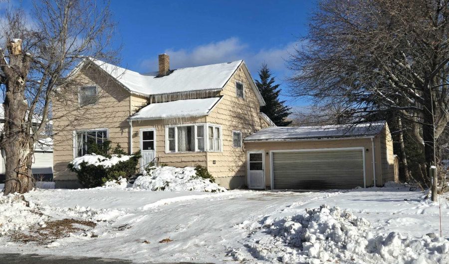 409 Dawson St, Alpena, MI 49707 - 4 Beds, 2 Bath