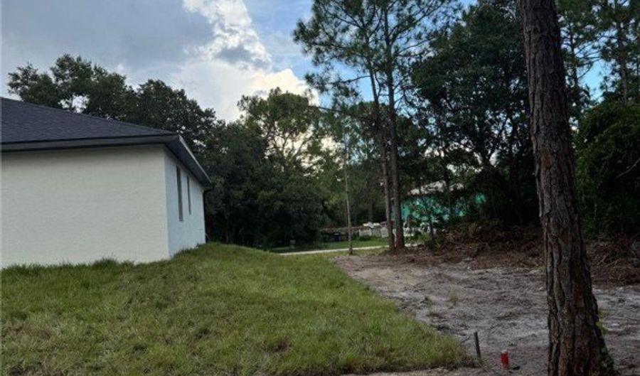 2217 Jefferson Ave, Alva, FL 33920 - 4 Beds, 2 Bath