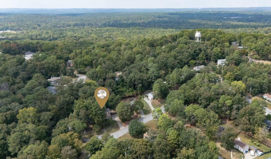 513 BENNETT Dr, Alabaster, AL 35007 - 4 Beds, 2 Bath