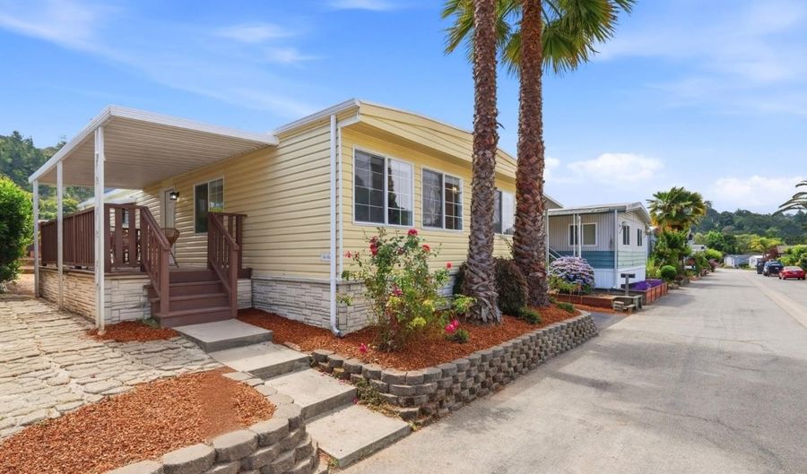 28 Eugenia AVE 28, Aptos, CA 95003 - 3 Beds, 2 Bath