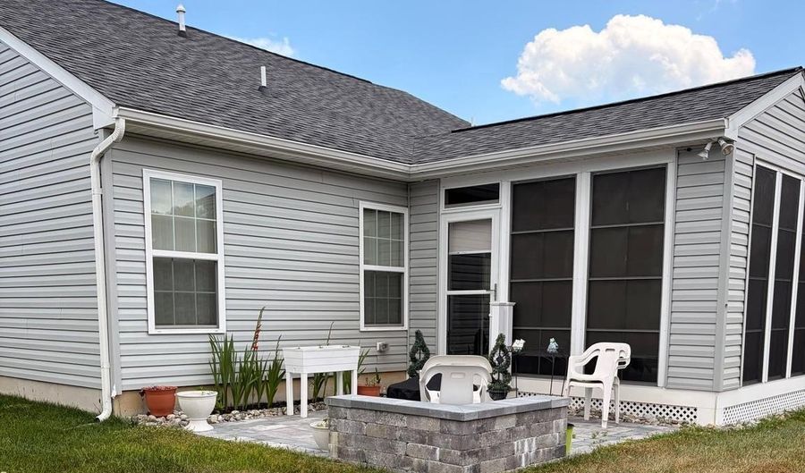 11 OLYMPIC CLUB Dr, Magnolia, DE 19962 - 2 Beds, 2 Bath
