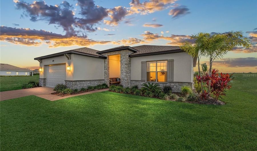 400 ADAMS VIEW Ln, Auburndale, FL 33823 - 3 Beds, 2 Bath