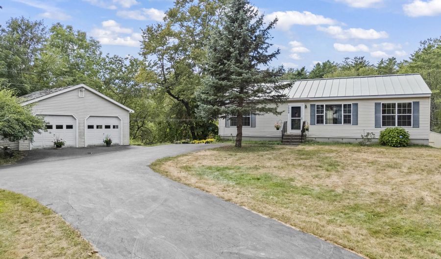 1508 High St, Bath, ME 04530 - 3 Beds, 2 Bath