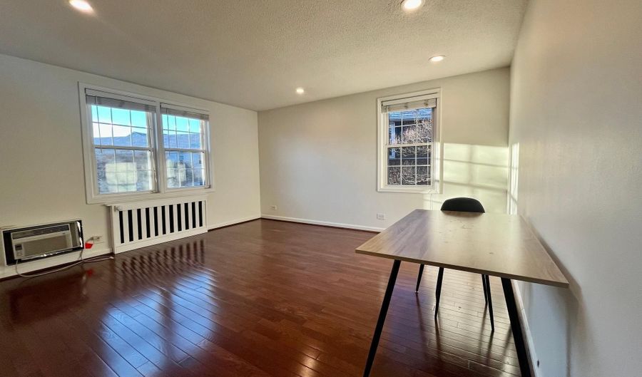 224 GEORGE MASON Dr N 4, Arlington, VA 22203 - 1 Beds, 1 Bath