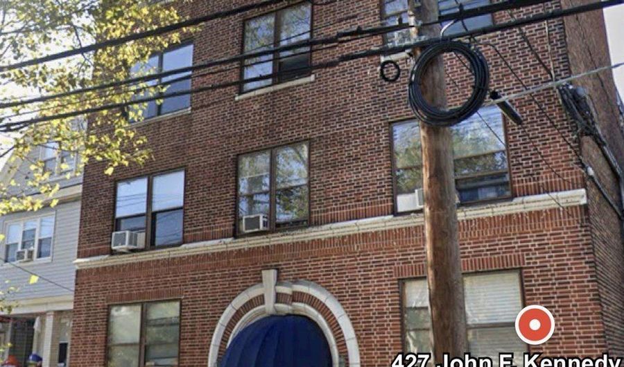427 JOHN F KENNEDY Blvd 2C, Bayonne, NJ 07002 - 2 Beds, 1 Bath