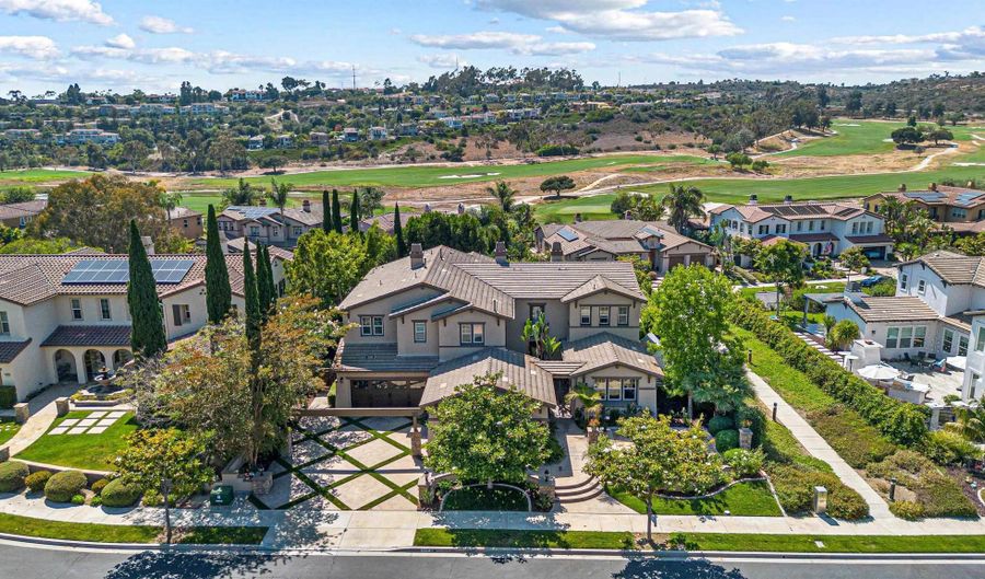 6839 Helenite Pl, Carlsbad, CA 92009 - 5 Beds, 5 Bath
